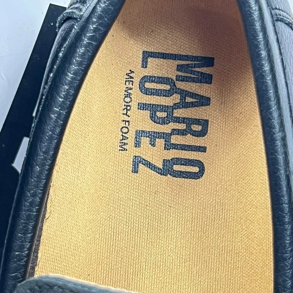 EUC Mario Lopez Hogan Black Loafers Shoes Metal ML Logo Memory Foam Boys 12M